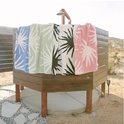 Купить Luxury 100% Cotton Beach Towel with Yarn-dyed Technic and Elegant Stripes for Resort Quality Comfort online manufacture