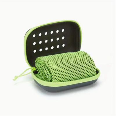 Compact Travel Microfiber Towel - Your Ultimate Lightweight Companion for Backpacking & Vacations