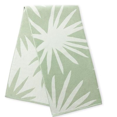 Hotel-Grade Luxury Beach Towels Designed for Pure Comfort, High Absorbency, and Coastal Sophistication