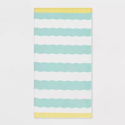 Wavy Stripe Beach Towel with Velour and Reactive Printing for Stylish Poolside Use